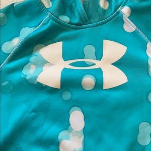 Girls UA sweat shirt